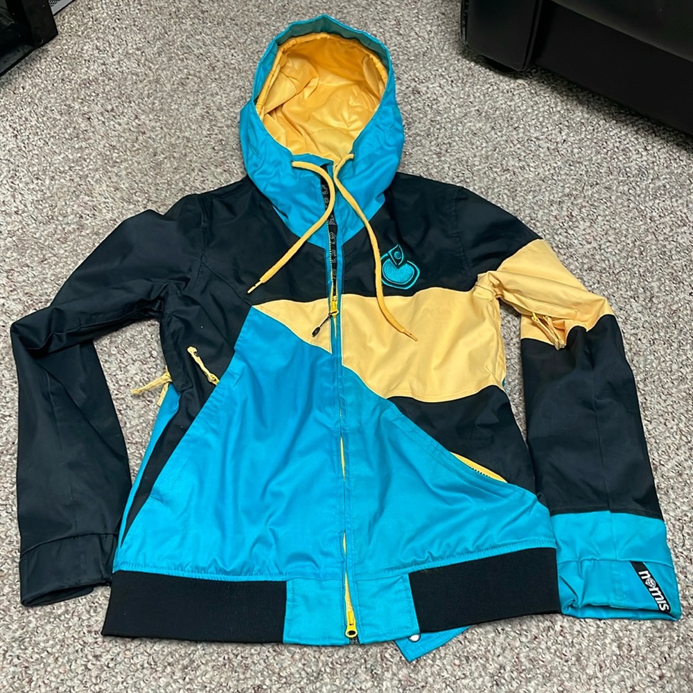 Nomis ski jacket in like new condition